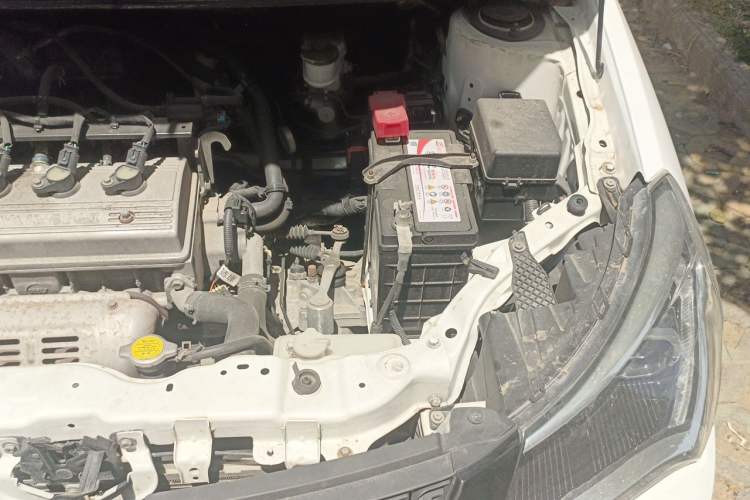 Used Geely Auto Diamond 2017 1.5L Manual Value-Added Model Engine Bay Left
