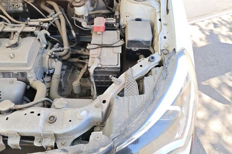Used Geely Auto Diamond 2017 1.5L Manual Value-Added Model Engine Bay Left