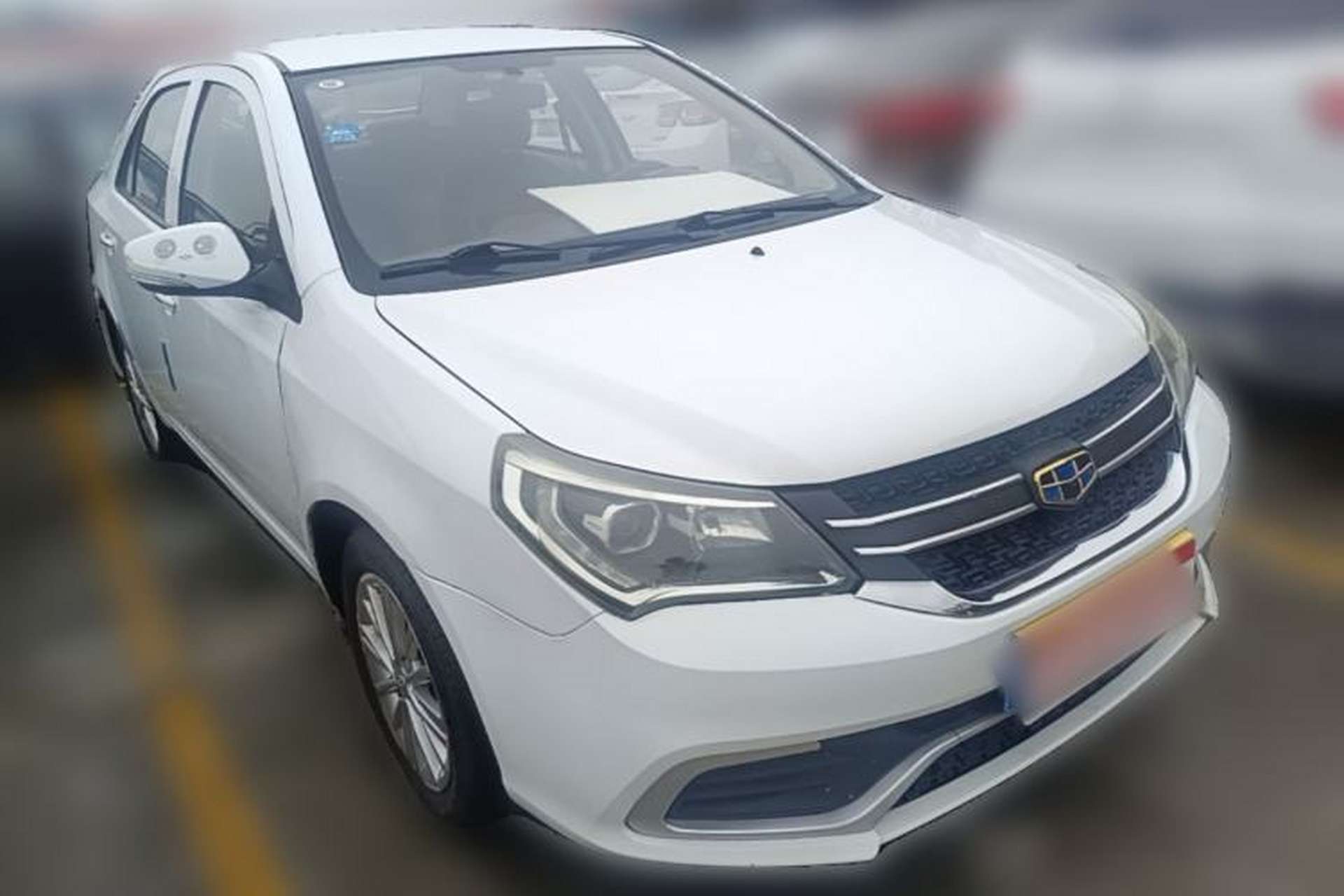 Used Geely Auto Diamond 2017 1.5L Manual Value-Added Model Front Right 45 Deg