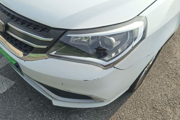 Used Geely Auto Diamond 2017 1.5L Manual Value-Added Model Left Front Headlight