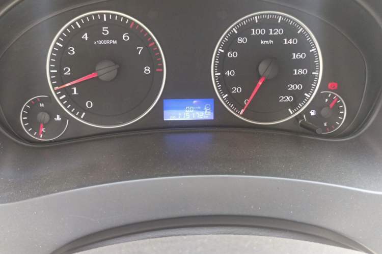 Used Geely Auto Diamond 2017 1.5L Manual Value-Added Model Odometer Close Up