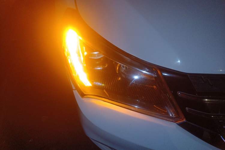 Used Geely Auto Diamond 2017 1.5L Manual Value-Added Model Right Front Headlight