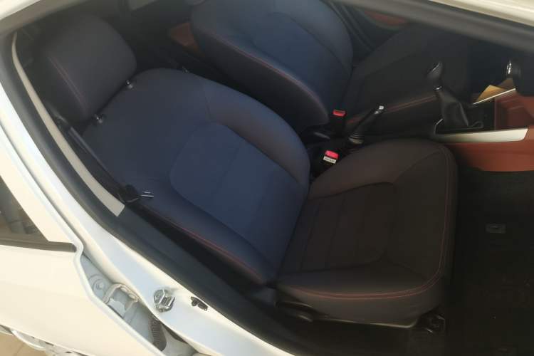 Used Geely Auto Diamond 2017 1.5L Manual Value-Added Model Right Front Seat