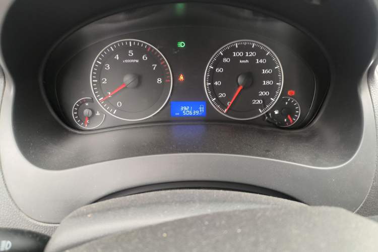 Used Geely Auto Diamond 2019 1.5L Manual Connect Sunroof Edition Odometer Close Up