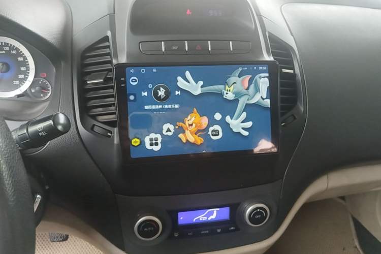 Used Geely Auto Diamond Fortune 2012 1.5L Elite Version Audio And AC Panel