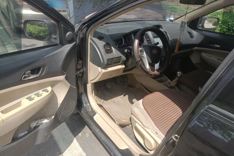 Used Geely Auto Diamond Fortune 2012 1.5L Elite Version Driver Seat