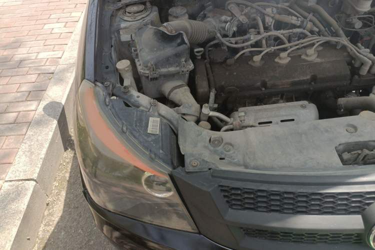 Used Geely Auto Diamond Fortune 2012 1.5L Elite Version Engine Bay Right