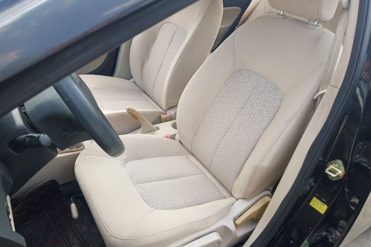 Used Geely Auto Diamond Fortune 2012 1.5L Elite Version Left Front Seat