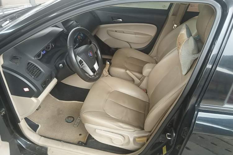 Used Geely Auto Diamond Fortune 2012 1.5L Elite Version Left Front Seat