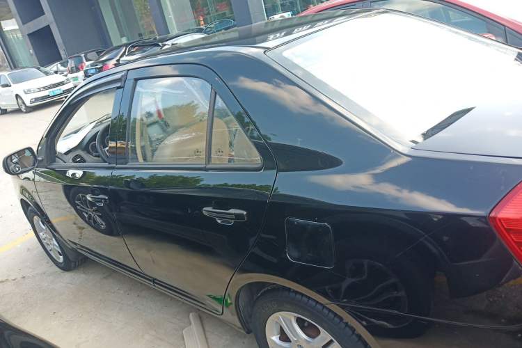Used Geely Auto Diamond Fortune 2012 1.5L Elite Version Left Side