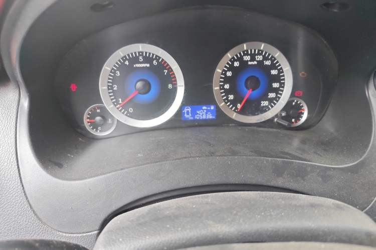 Used Geely Auto Diamond Fortune 2012 1.5L Ambition Trim Odometer Close Up