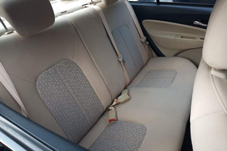 Used Geely Auto Diamond Fortune 2012 1.5L Elite Version Right Rear Seat