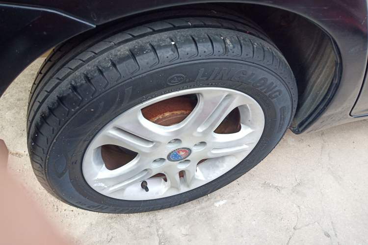 Used Geely Auto Diamond Fortune 2012 1.5L Elite Version Right Rear Wheel Hub