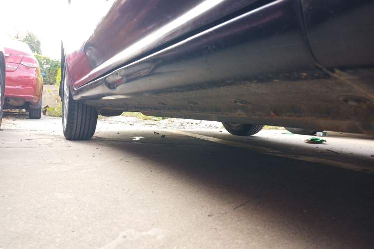 Used Geely Auto Diamond Fortune 2012 1.5L Elite Version Right Side Sill
