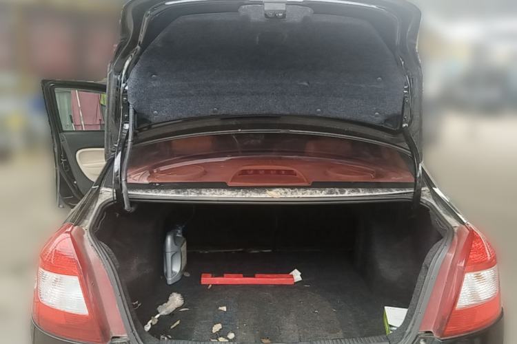 Used Geely Auto Diamond Fortune 2012 1.5L Elite Version Trunk