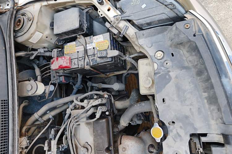 Used Geely Auto Diamond Fortune 2012 1.5L Elite Version Engine Bay Left