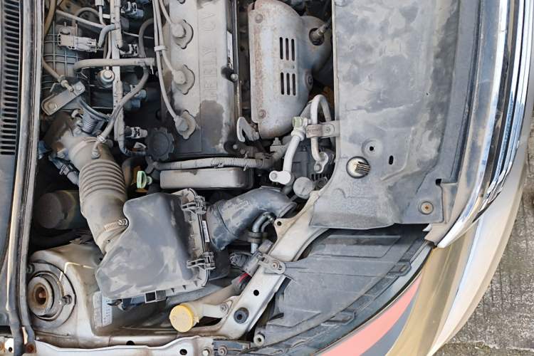 Used Geely Auto Diamond Fortune 2012 1.5L Elite Version Engine Bay Right