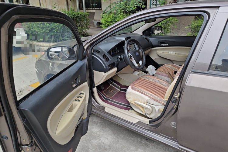 Used Geely Auto Diamond Fortune 2012 1.5L Elite Version Driver Seat