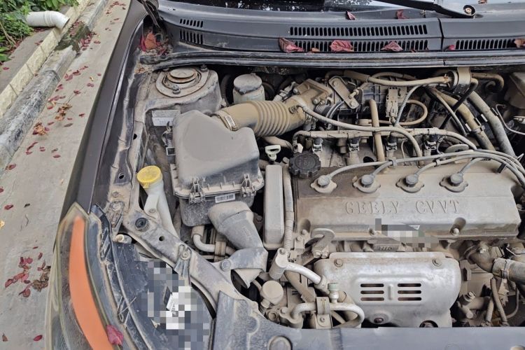Used Geely Auto Diamond Fortune 2012 1.5L Elite Version Engine Bay Right