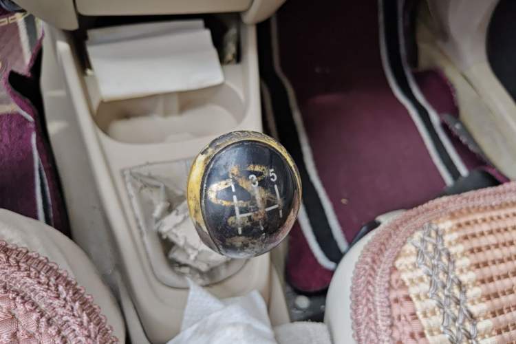 Used Geely Auto Diamond Fortune 2012 1.5L Elite Version Gear Lever