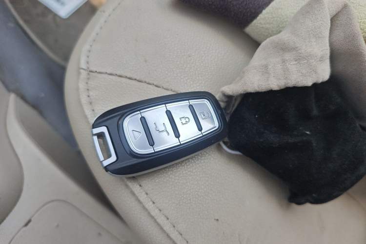 Used Geely Auto Diamond Fortune 2012 1.5L Luxury Model Vehicle Key
