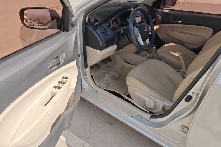 Used Geely Auto Diamond Fortune 2012 1.5L Ambition Trim Driver Seat