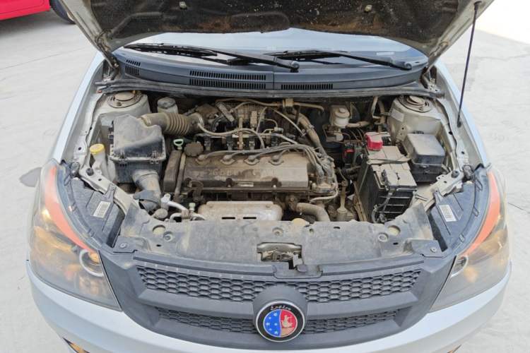 Used Geely Auto Diamond Fortune 2012 1.5L Ambition Trim Engine Bay