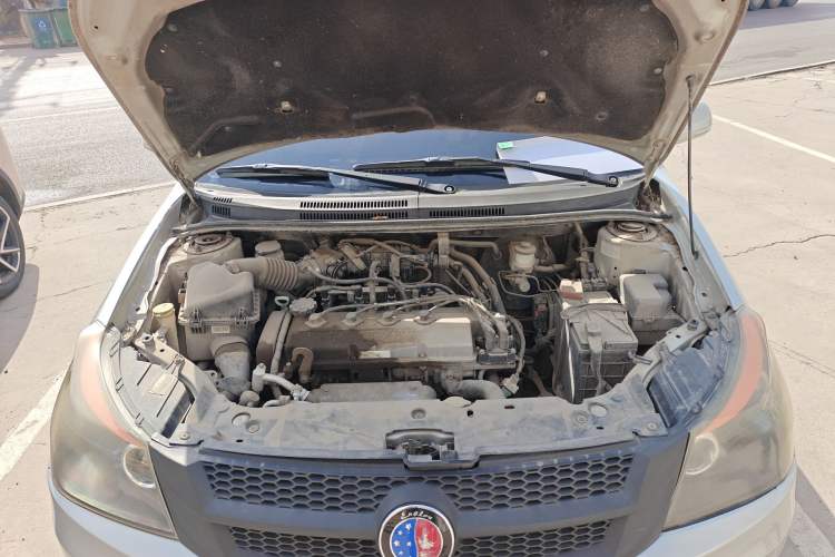 Used Geely Auto Diamond Fortune 2012 1.5L Ambition Trim Engine Bay