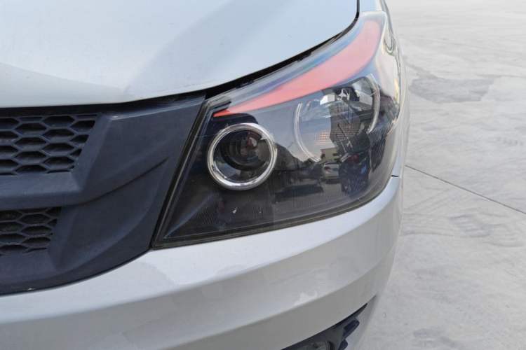 Used Geely Auto Diamond Fortune 2012 1.5L Ambition Trim Left Front Headlight