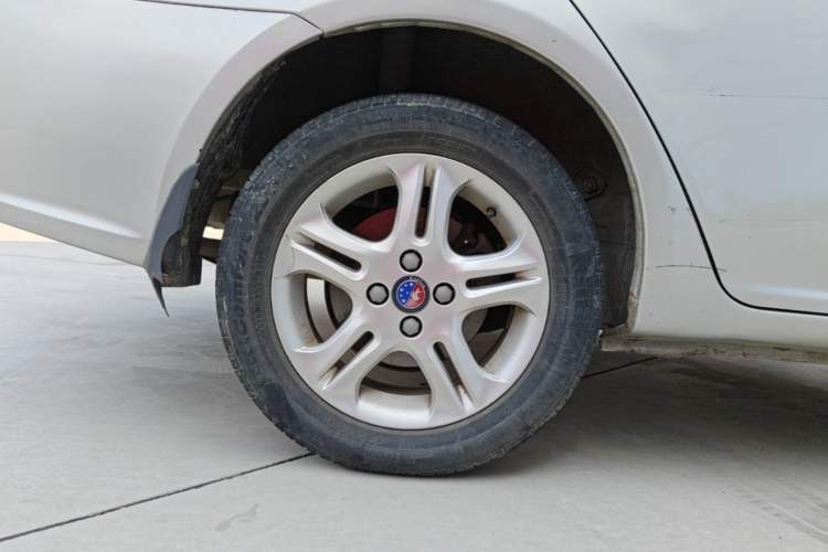 Used Geely Auto Diamond Fortune 2012 1.5L Ambition Trim Right Rear Wheel Hub