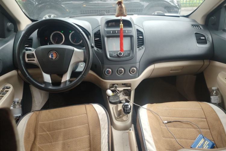 Used Geely Auto Diamond Fortune 2012 1.5L Elite Version Center Console