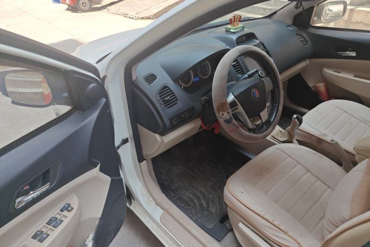 Used Geely Auto Diamond Fortune 2012 1.5L Elite Version Driver Seat