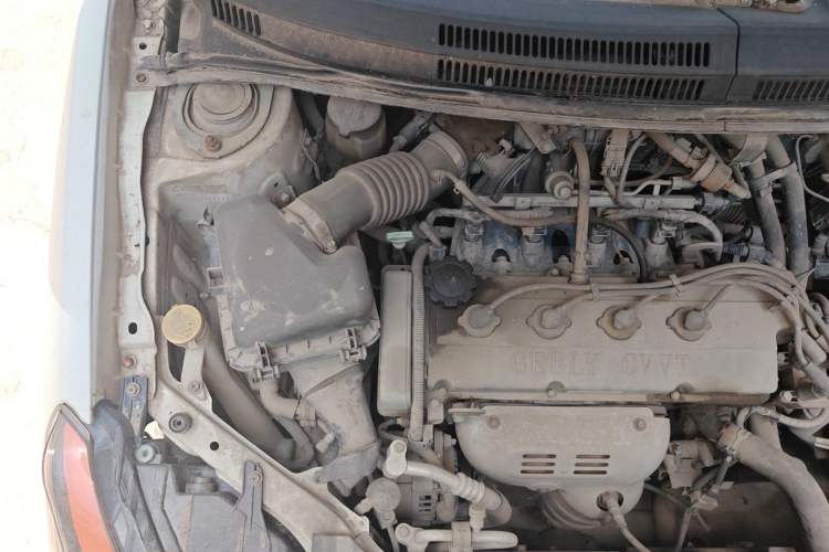 Used Geely Auto Diamond Fortune 2012 1.5L Elite Version Engine Bay Right
