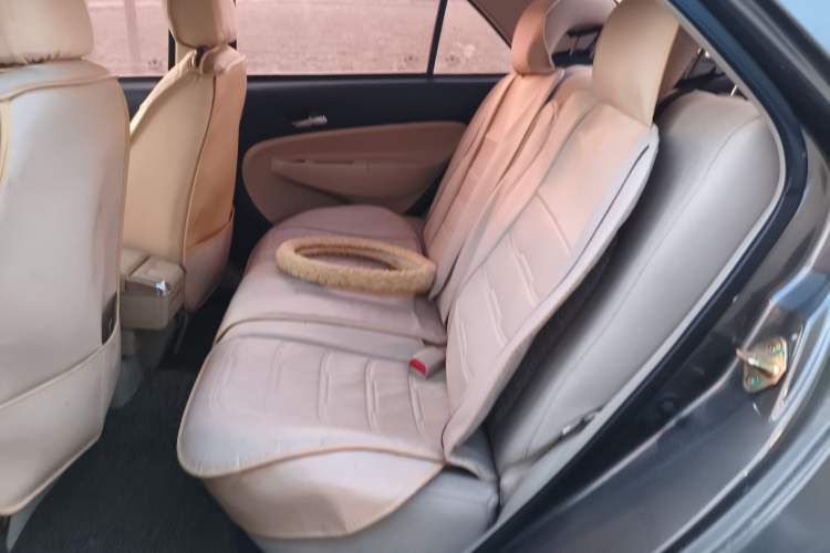 Used Geely Auto Diamond Fortune 2015 1.5L Elite Model Left Rear Seat