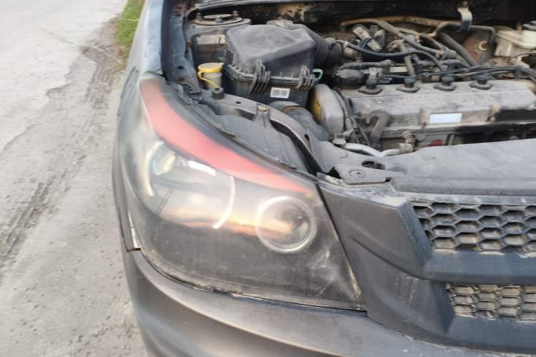 Used Geely Auto Diamond Fortune 2015 1.5L Elite Model Right Front Headlight