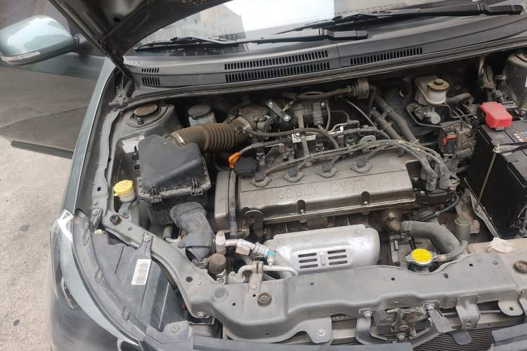 Used Geely Auto Diamond Fortune 2015 1.5L Elite Model Engine Bay Right