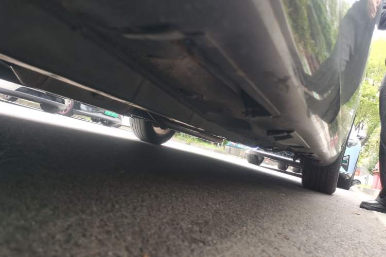 Used Geely Auto EC8 2011 2.4L Automatic Prestige Edition Chassis Front Left