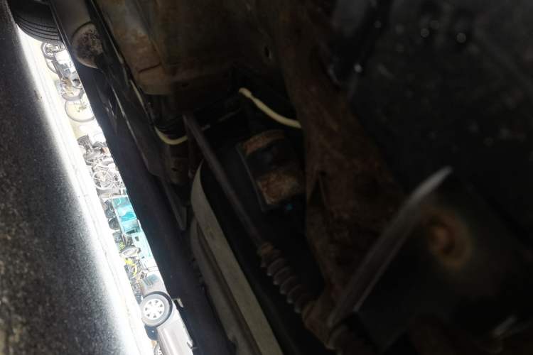 Used Geely Auto EC8 2011 2.0L Manual Comfort Edition Chassis Rear Left