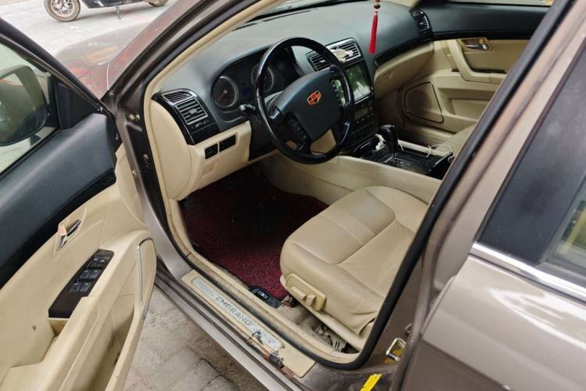 Used Geely Auto EC8 2011 2.0L Automatic Comfort Edition Driver Seat