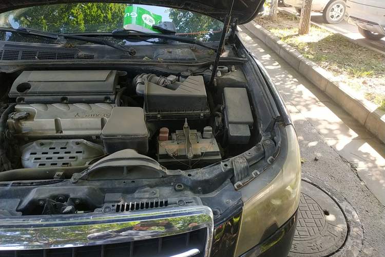 Used Geely Auto EC8 2011 2.0L Automatic Comfort Edition Engine Bay Left