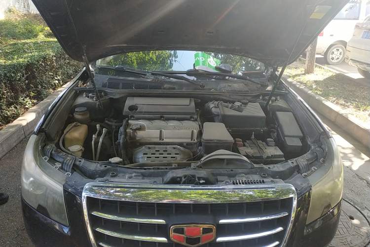 Used Geely Auto EC8 2011 2.0L Automatic Comfort Edition Engine Bay