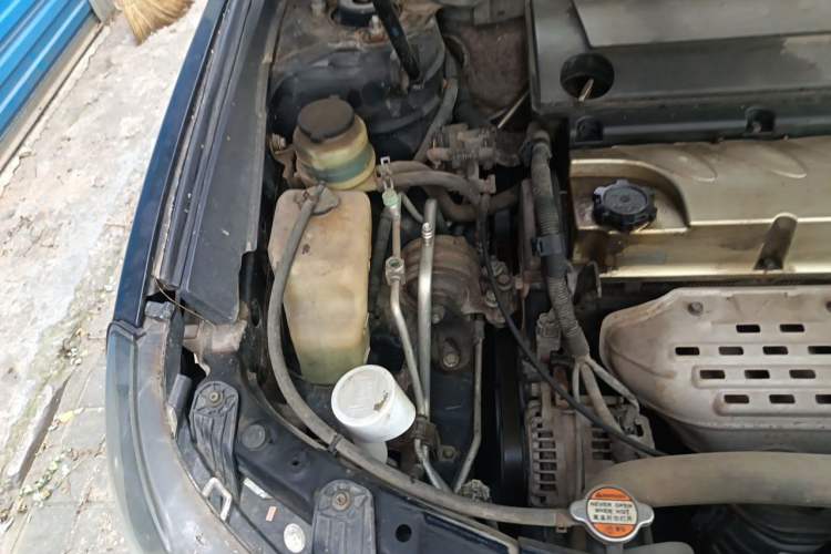Used Geely Auto EC8 2011 2.0L Automatic Comfort Edition Engine Bay Right