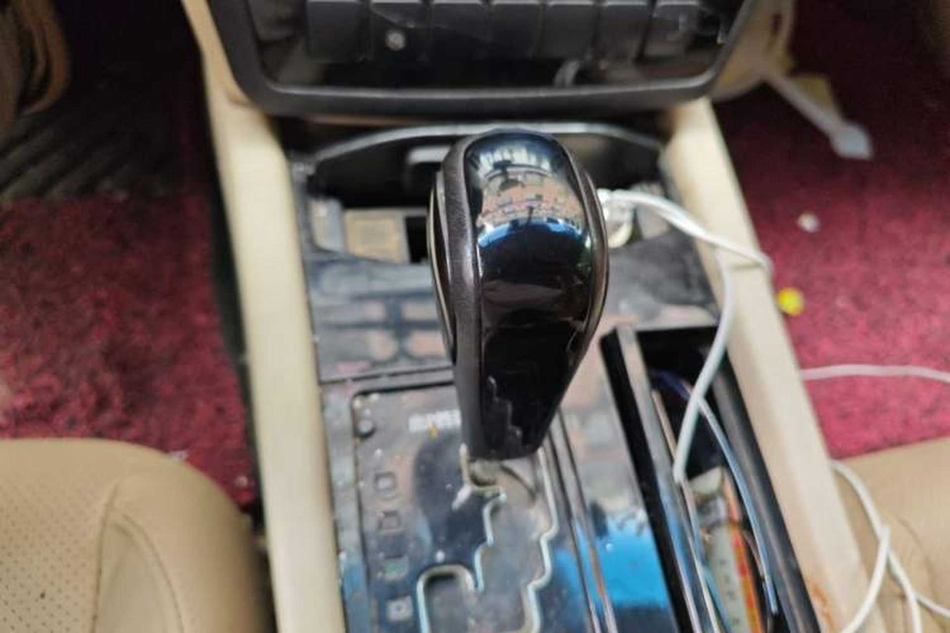 Used Geely Auto EC8 2011 2.0L Automatic Comfort Edition Gear Lever