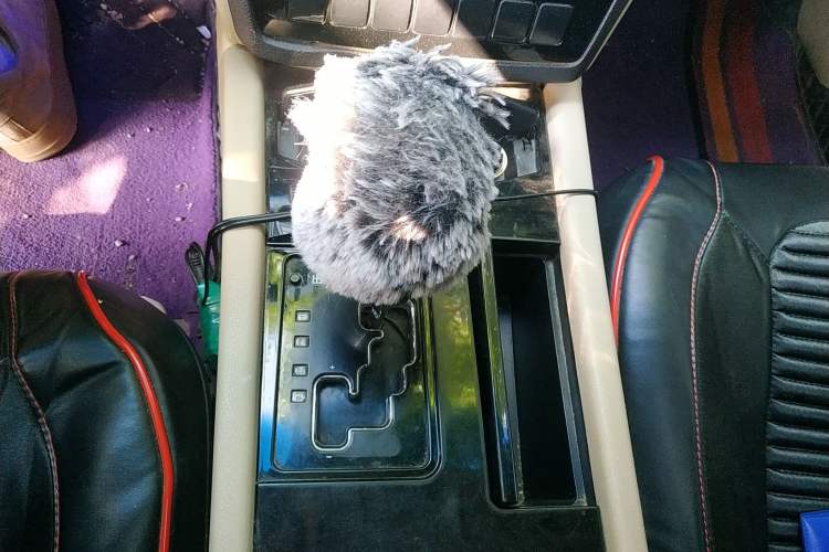 Used Geely Auto EC8 2011 2.0L Automatic Comfort Edition Gear Lever
