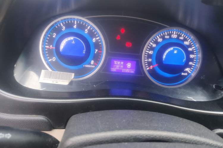 Used Geely Auto EC8 2011 2.0L Manual Comfort Edition Odometer Close Up