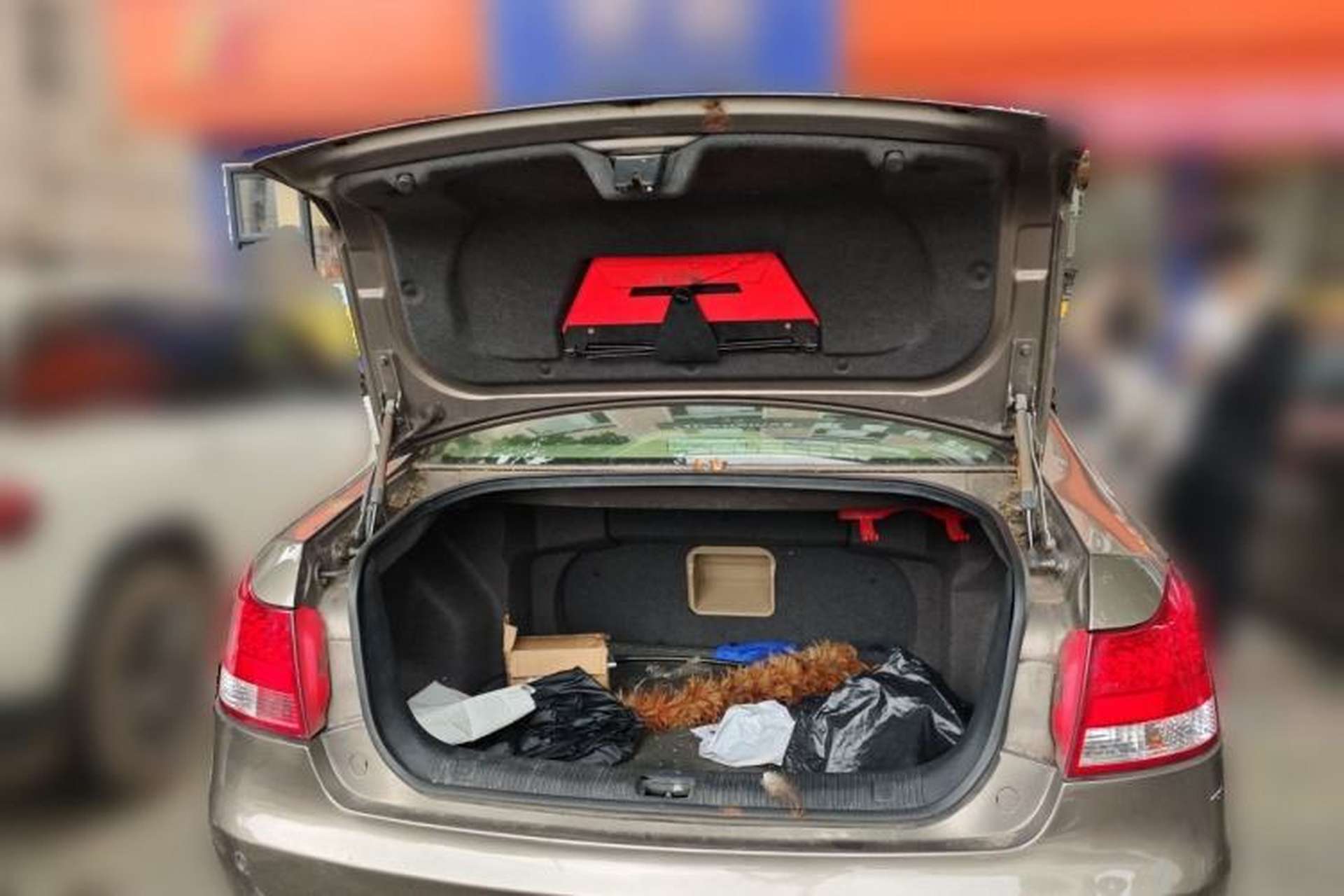 Used Geely Auto EC8 2011 2.0L Automatic Comfort Edition Trunk