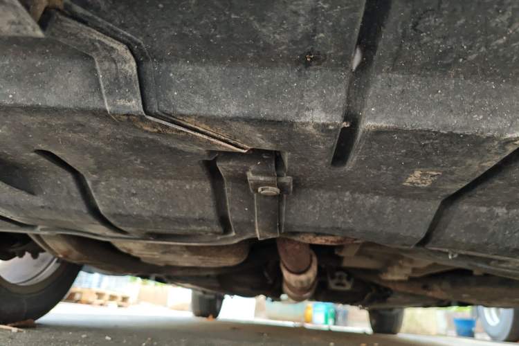 Used Geely Auto EC8 2013 2.0L Automatic Elite Model Chassis Front