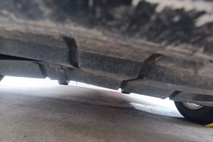 Used Geely Auto EC8 2013 2.0L Automatic Elite Model Chassis Front