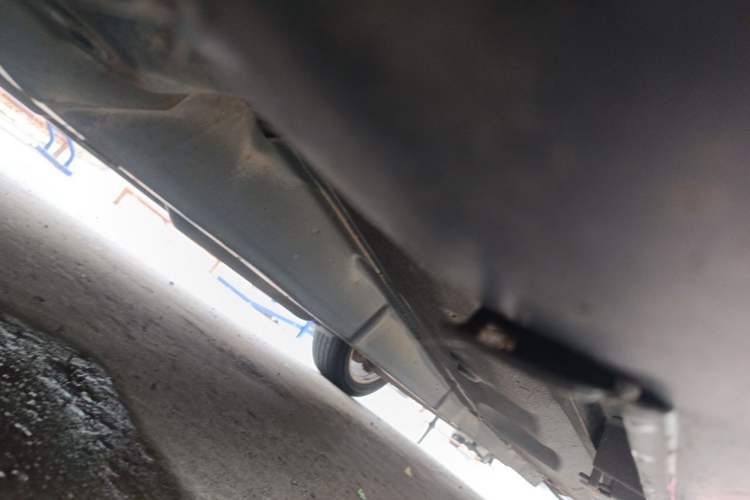 Used Geely Auto EC8 2013 2.0L Automatic Elite Model Chassis Front Left