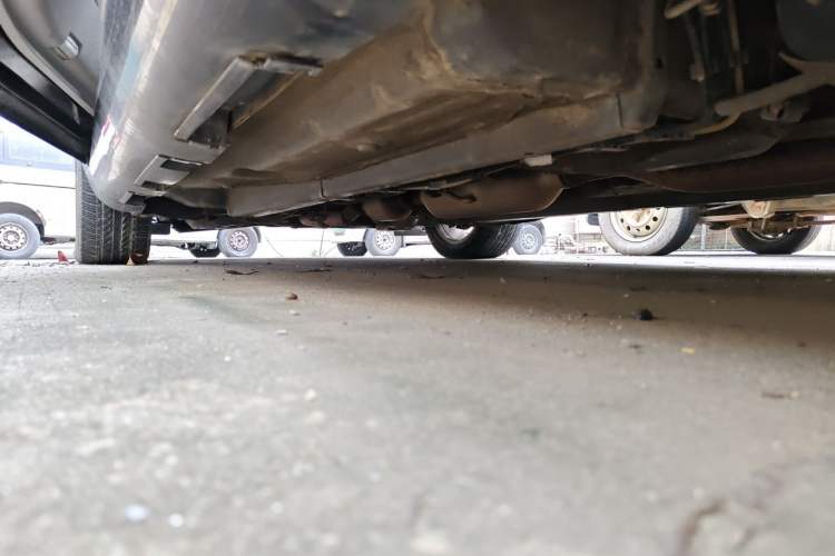 Used Geely Auto EC8 2013 2.0L Automatic Elite Model Chassis Rear Left